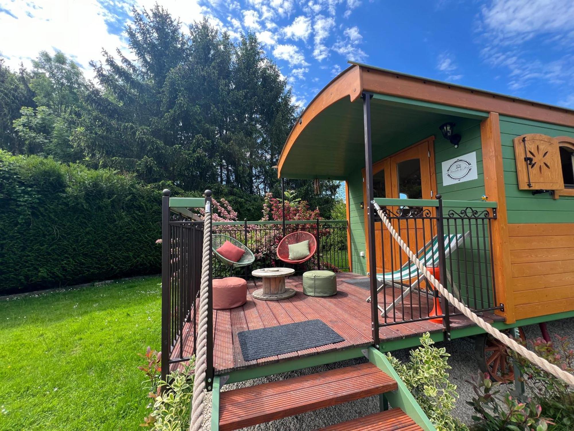 Bed and Breakfast La Roulotte Deluxe De Malpas Quingey Esterno foto