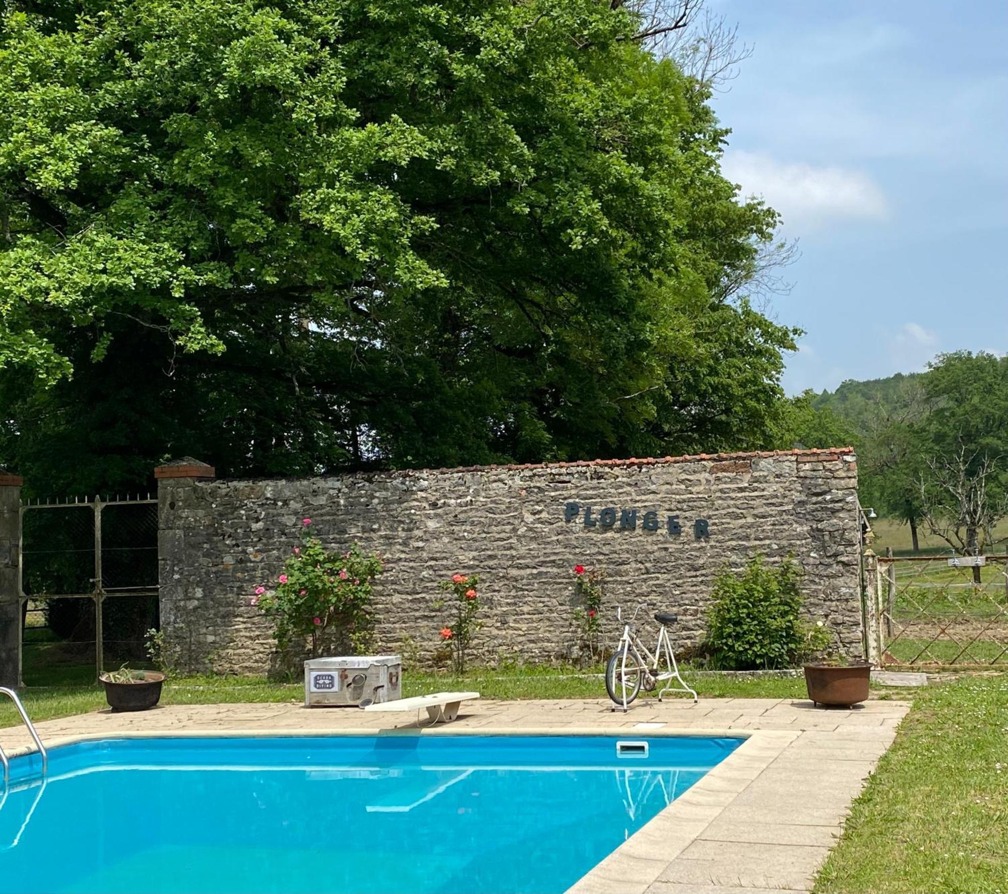 Bed and Breakfast La Roulotte Deluxe De Malpas Quingey Esterno foto
