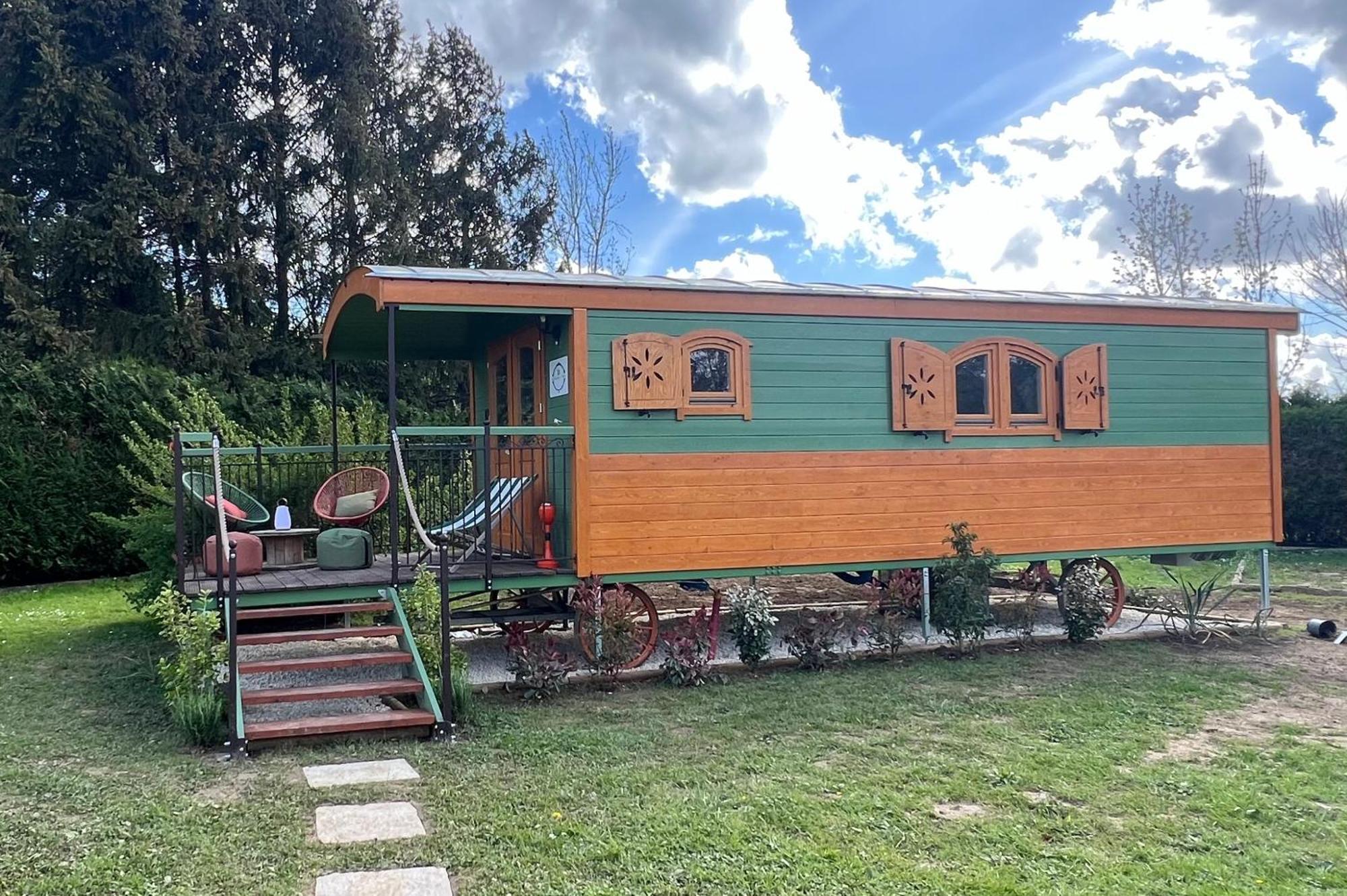 Bed and Breakfast La Roulotte Deluxe De Malpas Quingey Esterno foto
