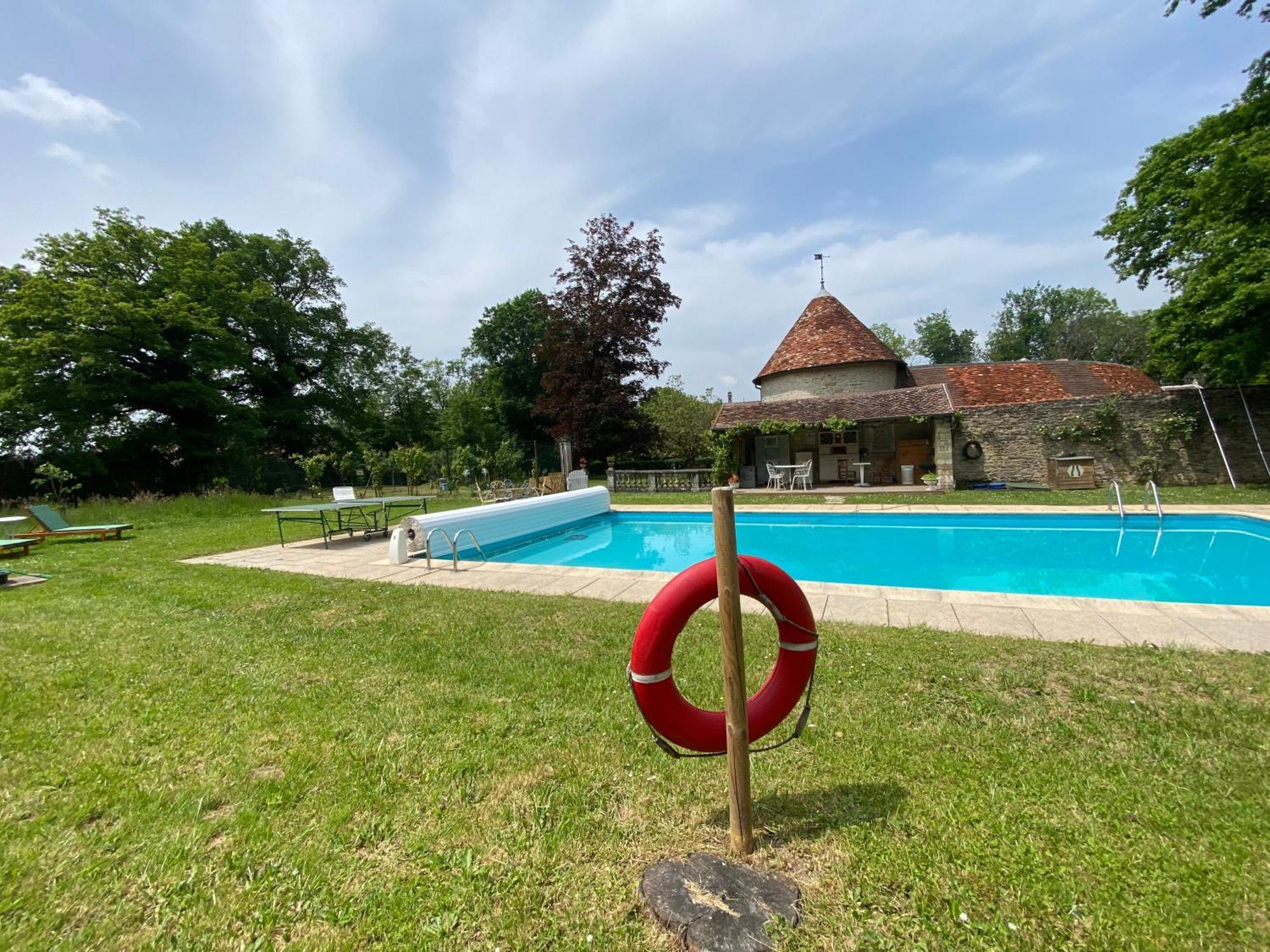 Bed and Breakfast La Roulotte Deluxe De Malpas Quingey Esterno foto
