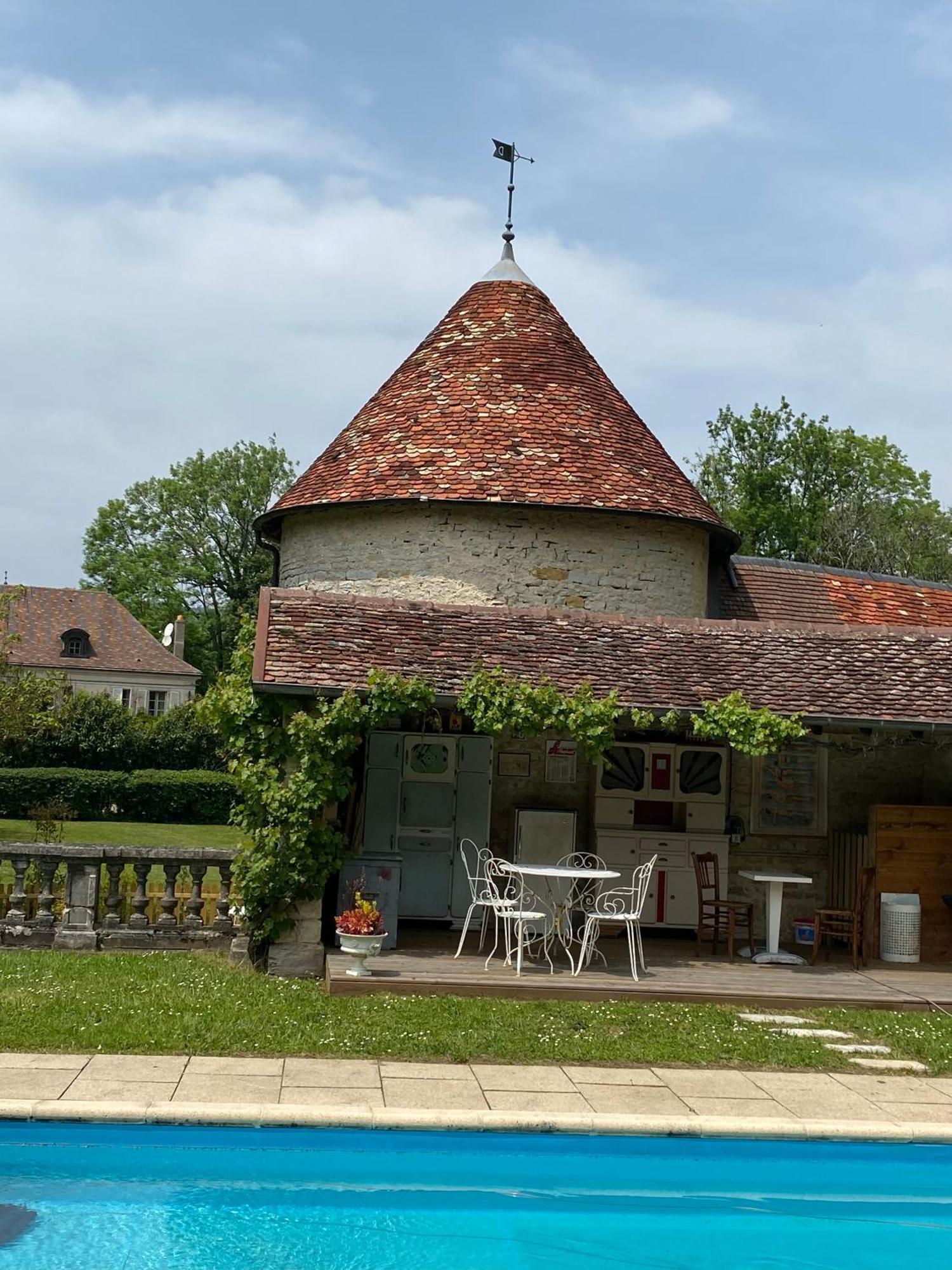 Bed and Breakfast La Roulotte Deluxe De Malpas Quingey Esterno foto